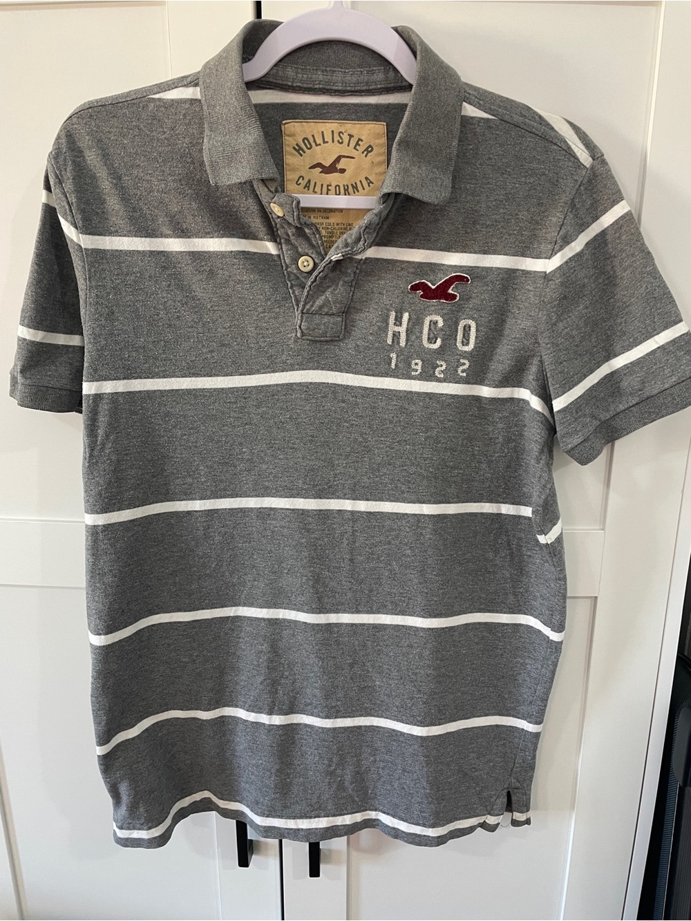 Vintage Y2K Hollister California HCO 1922 Striped Polo Shirt Men’s L Gray
